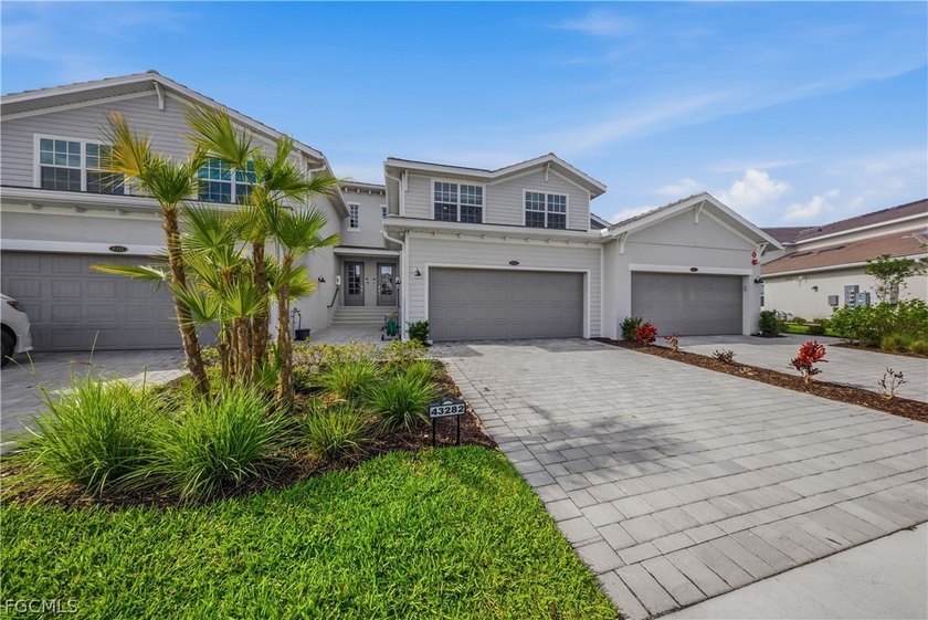 Beautiful Baycreek coach home in Babcock National with social - Beach Condo for sale in Punta Gorda, Florida on Beachhouse.com