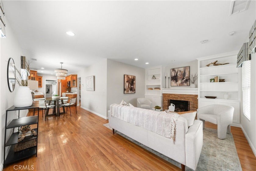 Discover an exceptional opportunity to own a beautifully - Beach Home for sale in Seal Beach, California on Beachhouse.com