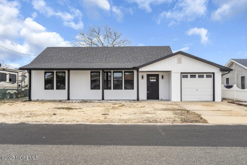 Waterfront living, completely remodeled 4 bedrooms 2 full bath - Beach Home for sale in Barnegat, New Jersey on Beachhouse.com