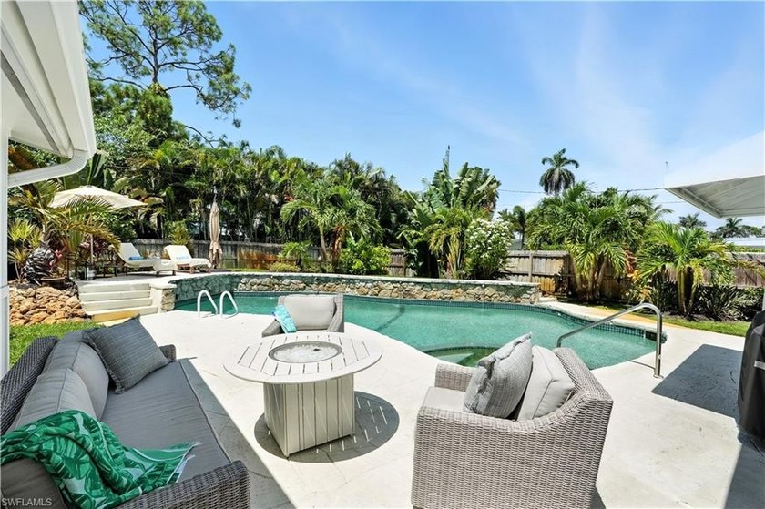 Welcome to this exquisitely updated 3-bedroom, 2-bath residence - Beach Home for sale in Naples, Florida on Beachhouse.com