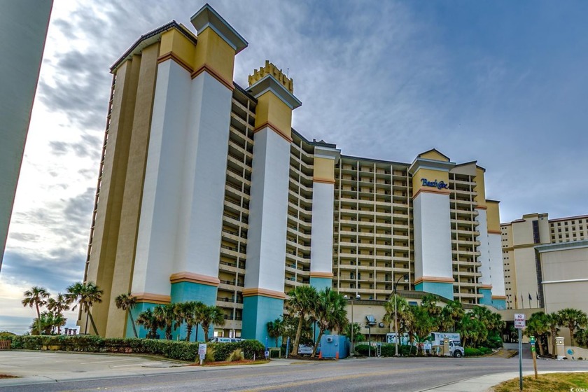 Awesome, totally upgraded Ocean Front 2 BR / 2 BA completely - Beach Condo for sale in North Myrtle Beach, South Carolina on Beachhouse.com