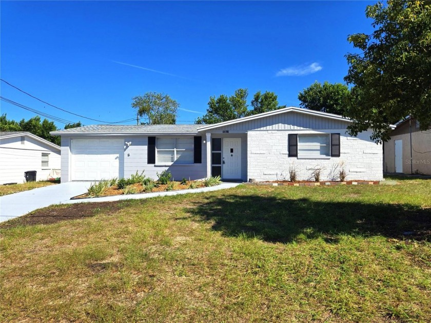 Welcome to your beautifully renovated 2-bedroom, 2-bath home - Beach Home for sale in Hudson, Florida on Beachhouse.com