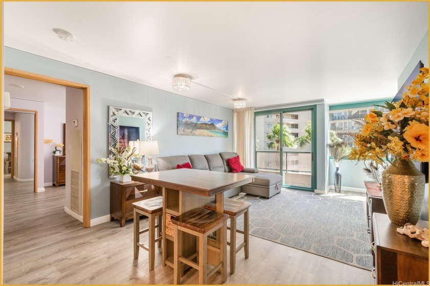 Modern 2-Bed, 2-Bath Condo in The Landmark Waikiki - Quiet - Beach Condo for sale in Honolulu, Hawaii on Beachhouse.com