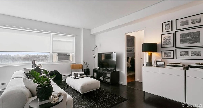 All utilities are included no more paying for electricity, gas - Beach Home for sale in Bronx, New York on Beachhouse.com