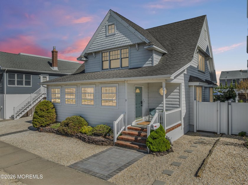 This amazing ocean block home is located on a quiet street in - Beach Home for sale in Lavallette, New Jersey on Beachhouse.com