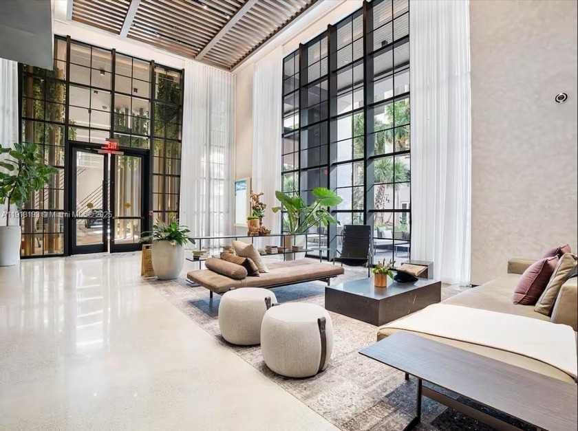 Enjoy breathtaking city views and Biscayne Bay Spectacular - Beach Condo for sale in Miami, Florida on Beachhouse.com