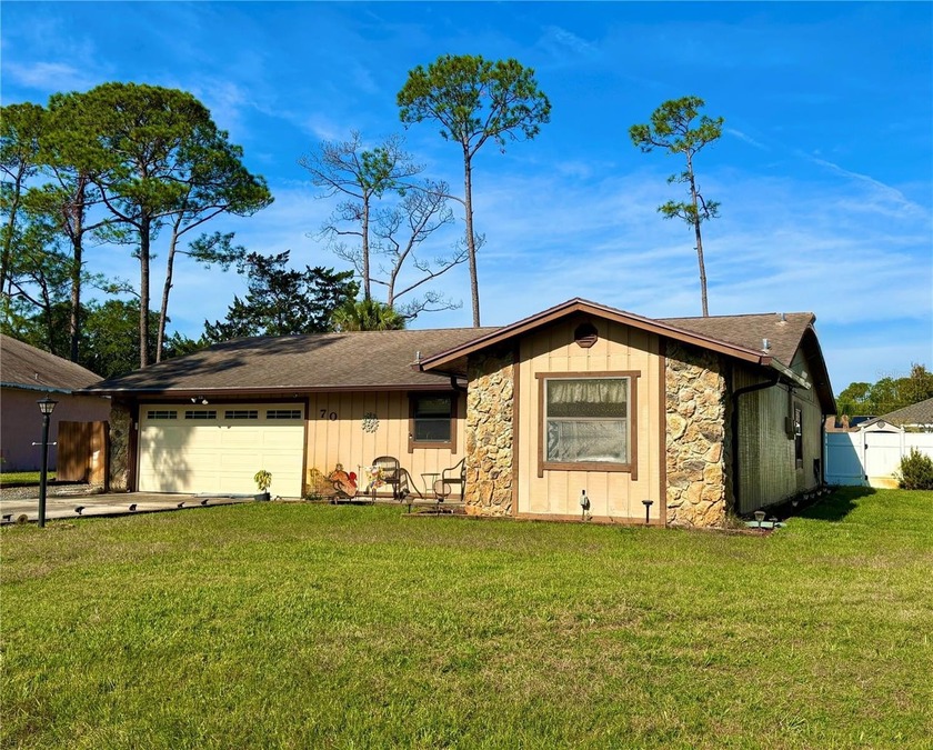 Charming 3 Bedroom 2 Bathroom Home in Pine Lakes area of Palm - Beach Home for sale in Palm Coast, Florida on Beachhouse.com
