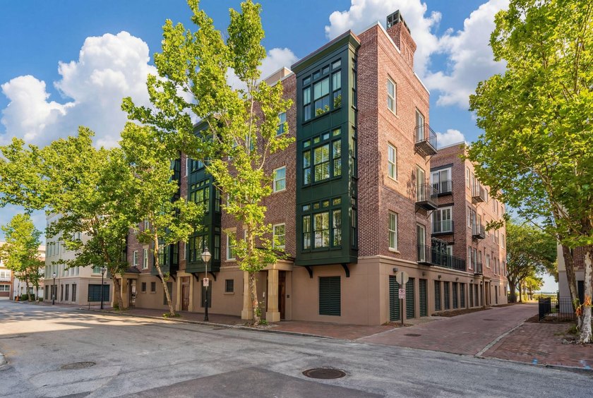 The best location in the historic city for condo - Beach Condo for sale in Charleston, South Carolina on Beachhouse.com