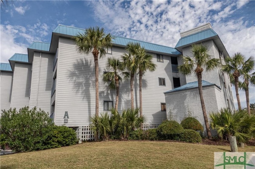 Beautiful top floor, corner unit at Savannah Beach & Racquet - Beach Condo for sale in Tybee Island, Georgia on Beachhouse.com