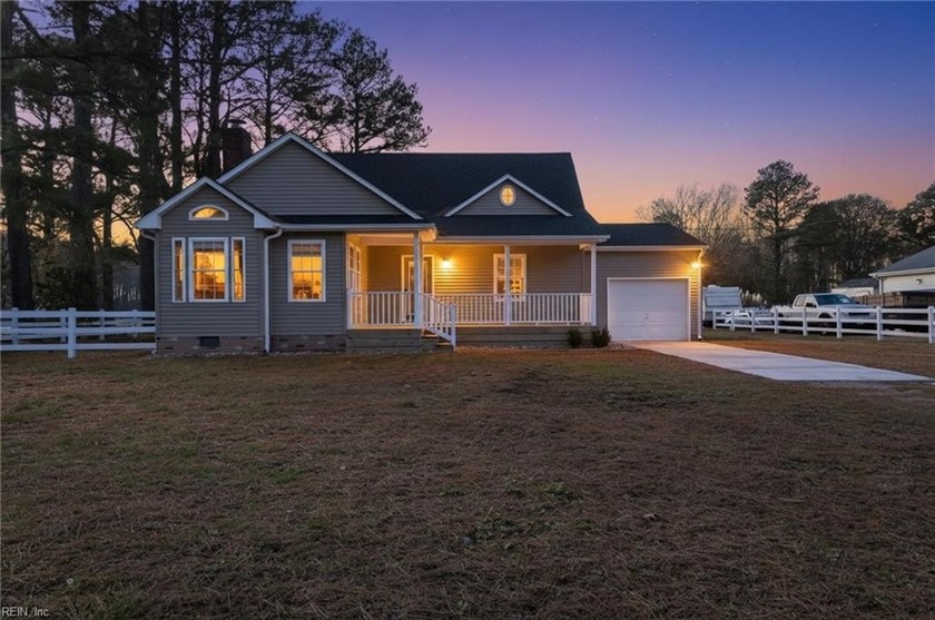 This move-in-ready, fully renovated three-bedroom, two-bath home - Beach Home for sale in Virginia Beach, Virginia on Beachhouse.com