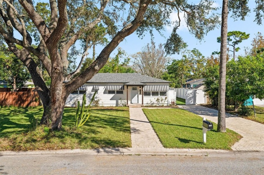 One or more photo(s) has been virtually staged. Wow what a deal! - Beach Townhome/Townhouse for sale in Clearwater, Florida on Beachhouse.com