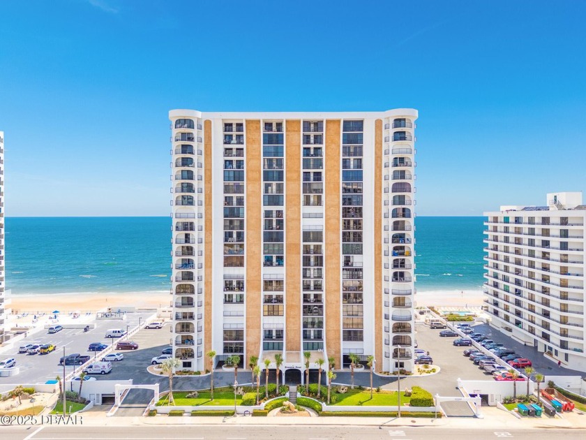 Welcome to your slice of paradise! This spacious 2-bedroom - Beach Condo for sale in Daytona Beach Shores, Florida on Beachhouse.com