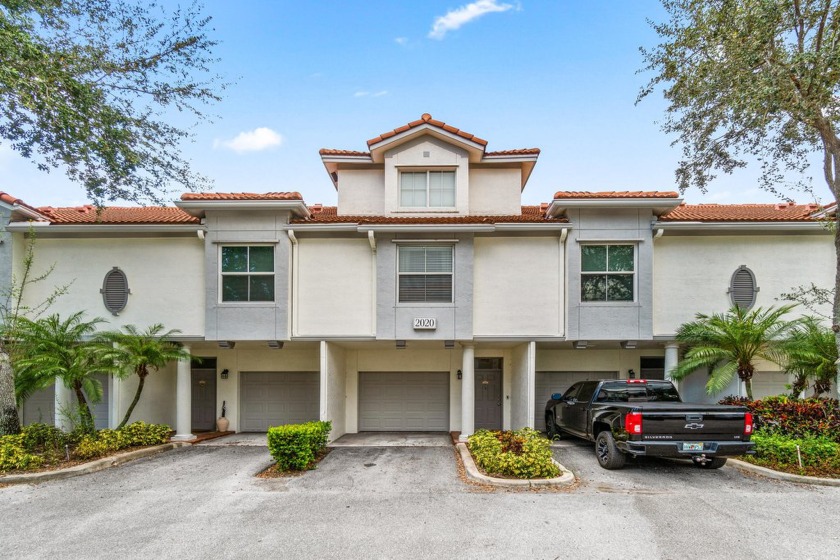 This bright and airy townhome is so centrally located you may - Beach Condo for sale in Delray Beach, Florida on Beachhouse.com