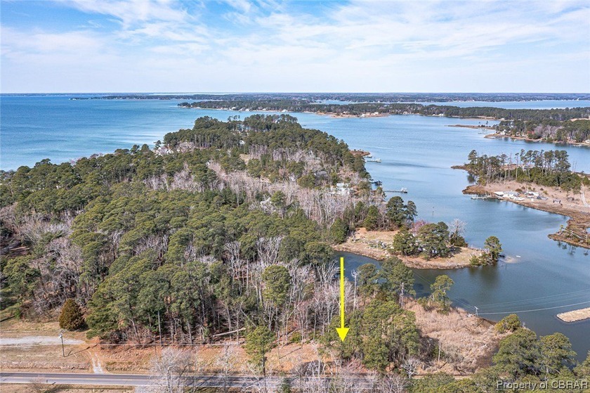 Great lot toward the end of Windmill Point Road just before - Beach Lot for sale in Lancaster, Virginia on Beachhouse.com