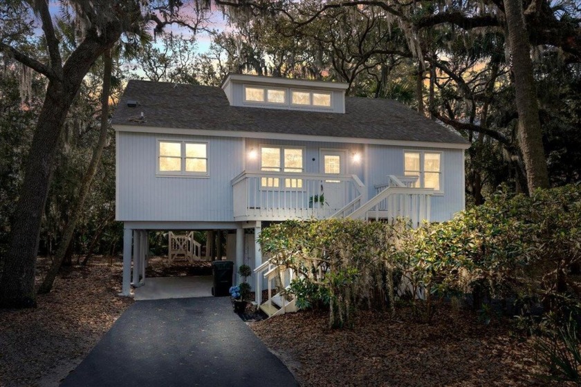 Beautifully renovated villa in the highly sought after Tarpon - Beach Home for sale in Seabrook Island, South Carolina on Beachhouse.com