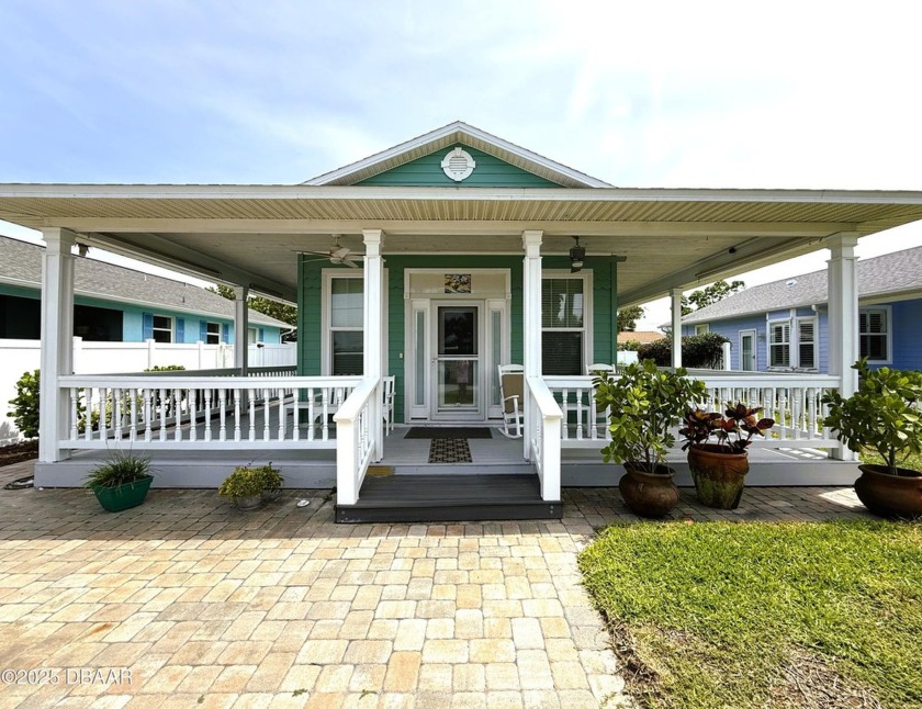 A block to the ocean beaches and to Flagler Ave. shops and - Beach Home for sale in New Smyrna Beach, Florida on Beachhouse.com