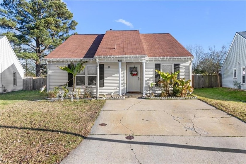 Charming 3BR/2BA Ocean Lakes ranch in a cul-de-sac with newer - Beach Home for sale in Virginia Beach, Virginia on Beachhouse.com