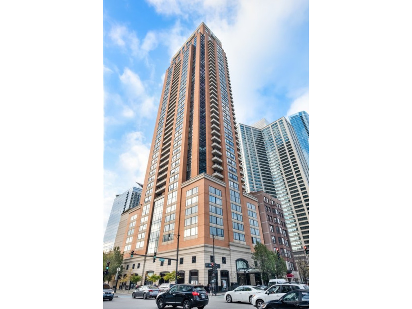 Remarkably stunning views await at this gorgeous 3 Bed/2 Bath - Beach Home for sale in Chicago, Illinois on Beachhouse.com