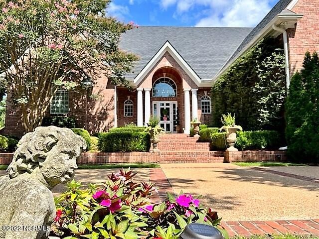 Magnificent Brick Home, perfectly situated to enjoy the best - Beach Home for sale in Wilmington, North Carolina on Beachhouse.com