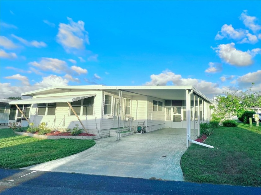 Charming Home in a Prime Largo Location - Don't Miss Out! - Beach Home for sale in Largo, Florida on Beachhouse.com