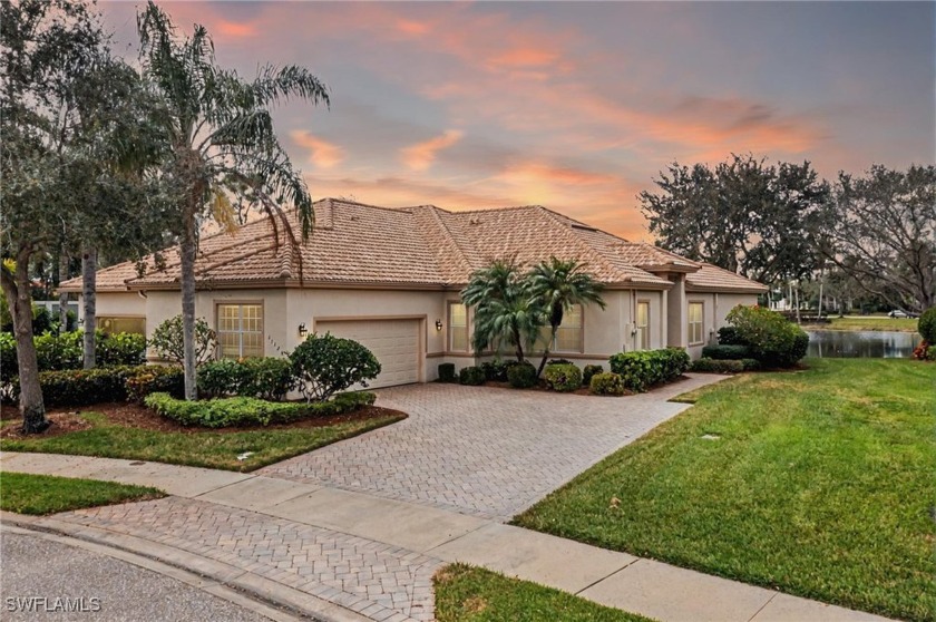 Welcome to this charming 3-bedroom, 2-bath attached villa, with - Beach Home for sale in Fort Myers, Florida on Beachhouse.com