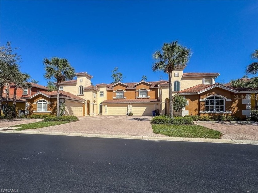 Welcome to Your Perfect Retreat! Discover the charm and comfort - Beach Condo for sale in Fort Myers, Florida on Beachhouse.com