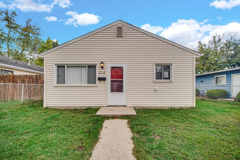 Beautifully Renovated 3-Bedroom Home in Michigan City, INWelcome - Beach Home for sale in Michigan City, Indiana on Beachhouse.com