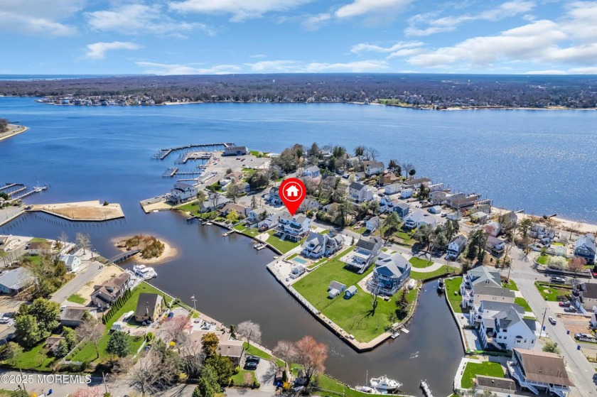 Waterfront Gem in Money Island Toms River!!

If you're - Beach Home for sale in Toms River, New Jersey on Beachhouse.com