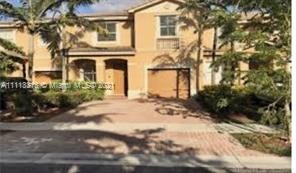 Gorgeous lakefront Townhouse, 4/3.5 plus 1 car garage,5 minutes - Beach Townhome/Townhouse for sale in Homestead, Florida on Beachhouse.com