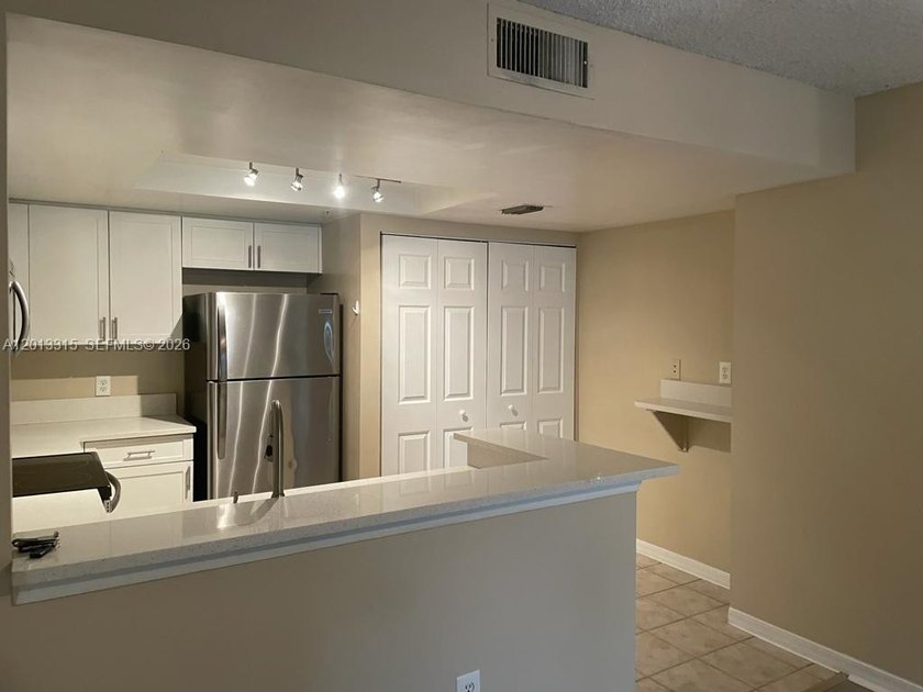 Nice unit for sale in Grand Isles Condo. Rented until April 2027 - Beach Condo for sale in West Palm Beach, Florida on Beachhouse.com