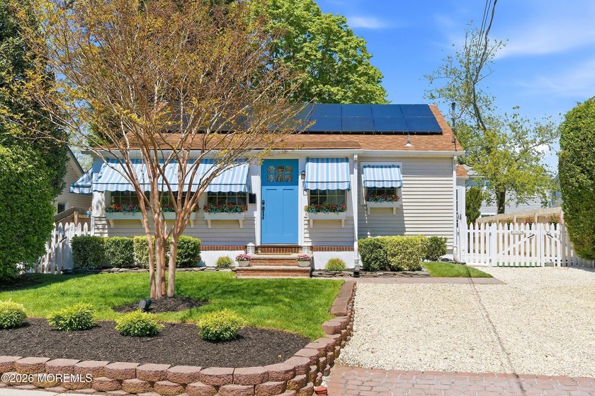 Ideal Location! Close to Bay Head Beach and downtown Pt - Beach Home for sale in Brick, New Jersey on Beachhouse.com