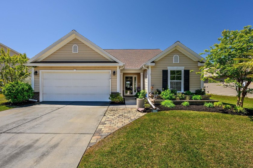 Gorgeous and spaciously designed 4 Bedroom, 3.5 Bath two-story - Beach Home for sale in Myrtle Beach, South Carolina on Beachhouse.com