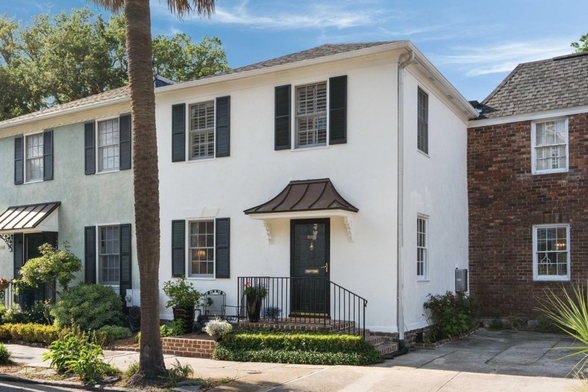 Ideally located in the heart of Downtown Charleston, this - Beach Home for sale in Charleston, South Carolina on Beachhouse.com