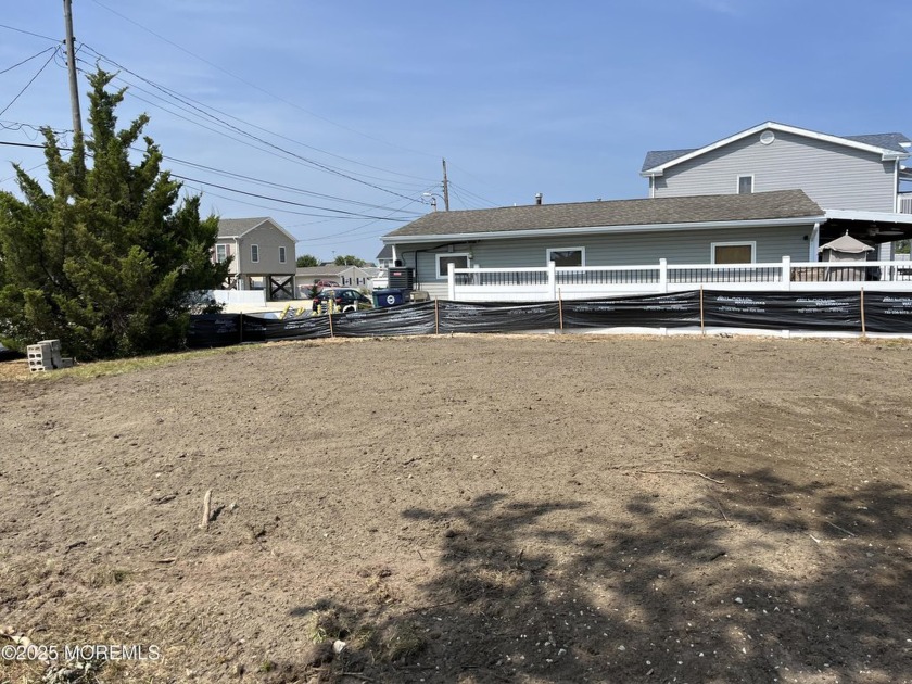 New Construction- Build Your Dream Home
Approximate Size of New - Beach Lot for sale in Little Egg Harbor, New Jersey on Beachhouse.com