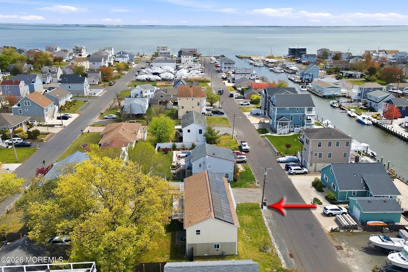 A Boater's Dream! Lagoon views, just steps away from the - Beach Home for sale in Waretown, New Jersey on Beachhouse.com