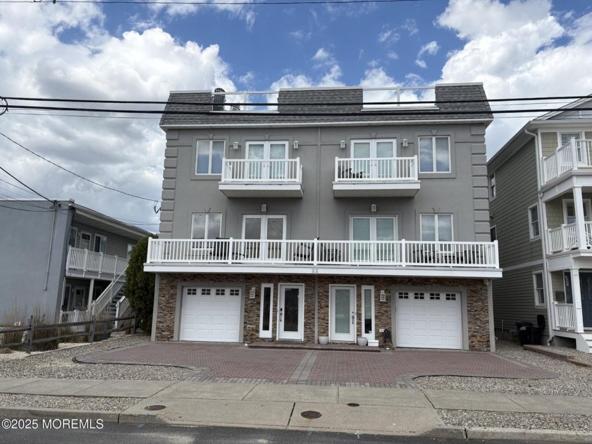 Here is your chance to own an ocean block home in Seaside Park - Beach Home for sale in Seaside Park, New Jersey on Beachhouse.com