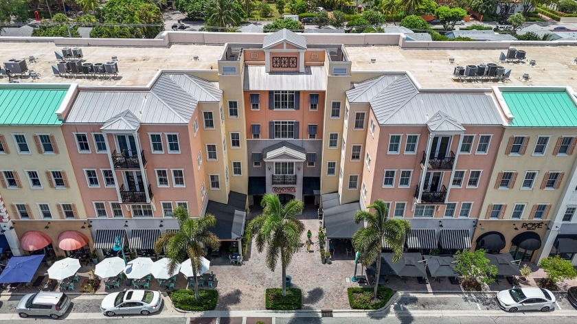 Charming Condo in the Heart of Downtown Delray! This bright - Beach Condo for sale in Delray Beach, Florida on Beachhouse.com