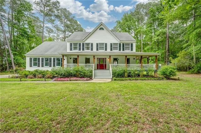 Country dream home, on 6.6 acres of land, fronting the North - Beach Home for sale in Gloucester, Virginia on Beachhouse.com