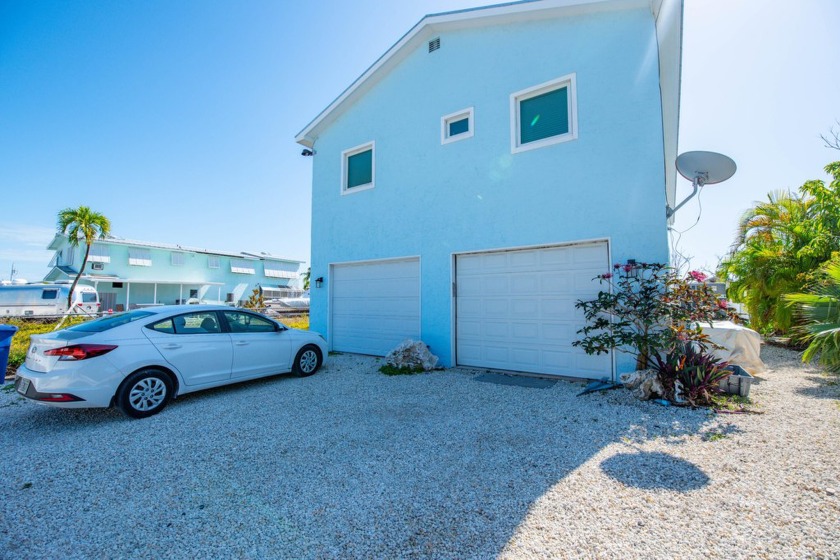 ''Experience Florida Keys living at its best! This stunning 3 - Beach Home for sale in Geiger Key, Florida on Beachhouse.com