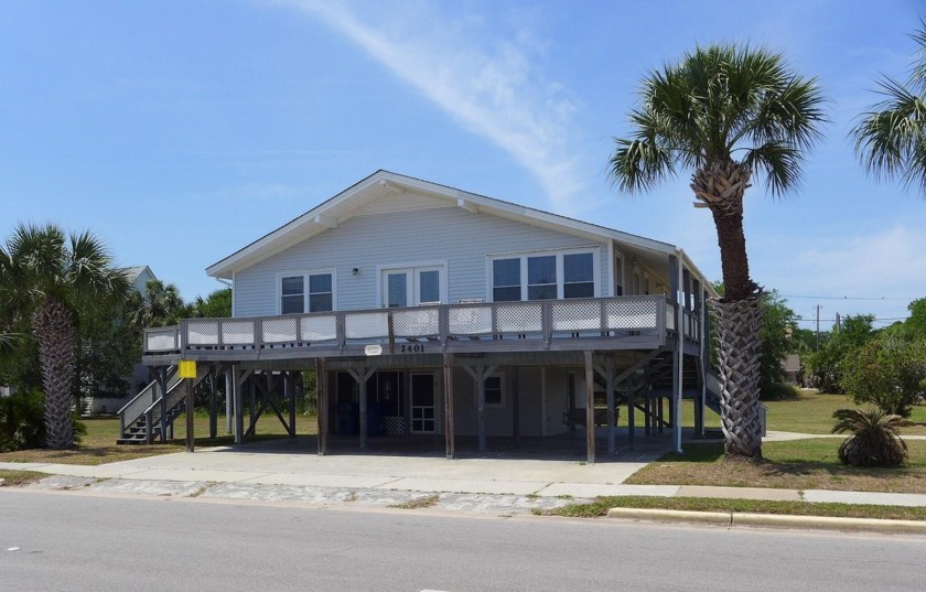 Charming beach cottage on Palmetto Boulevard with OCEAN VIEWS & - Beach Home for sale in Edisto Island, South Carolina on Beachhouse.com