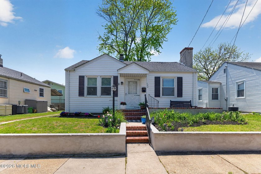 Discover this delightful one bedroom, one bath home in the heart - Beach Condo for sale in Ocean Grove, New Jersey on Beachhouse.com