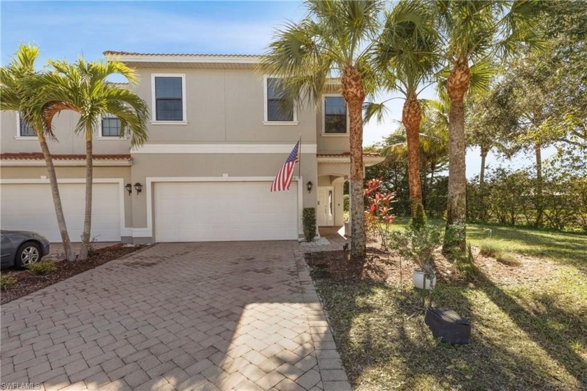 **Spacious 3-Bedroom Townhouse with Loft  Resort-Style - Beach Townhome/Townhouse for sale in Naples, Florida on Beachhouse.com