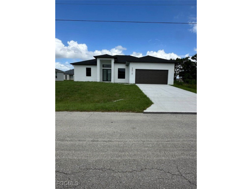 Brand-new 3 bedroom +DEN, 2 bathroom home in Southwest Lehigh - Beach Home for sale in Lehigh Acres, Florida on Beachhouse.com