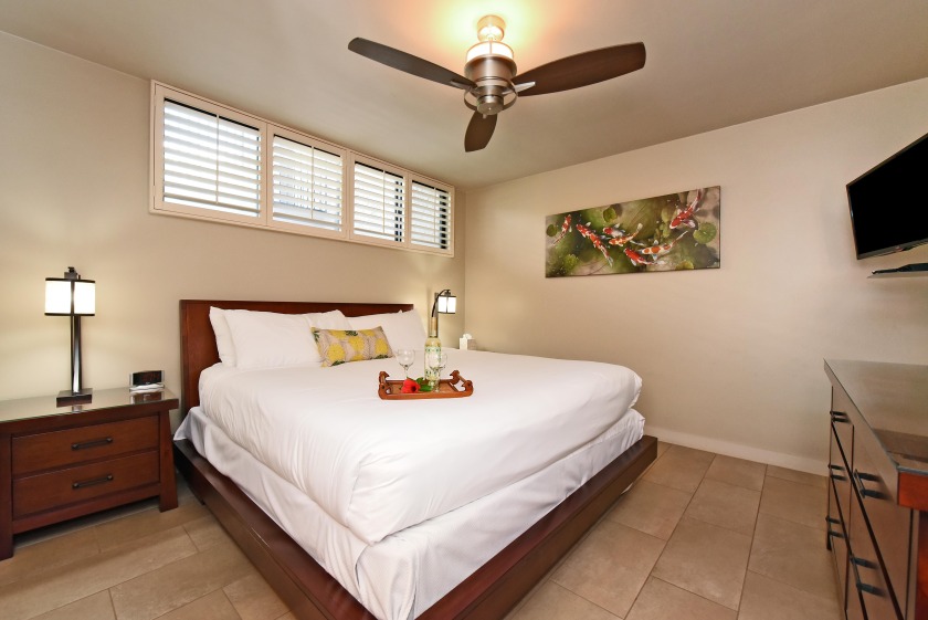Papakea L303 - Beach Vacation Rentals in Lahaina, HI on Beachhouse.com