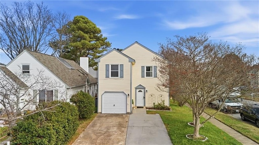 Welcome to this spacious 4-bedroom, 3-bath detached home in - Beach Home for sale in Virginia Beach, Virginia on Beachhouse.com