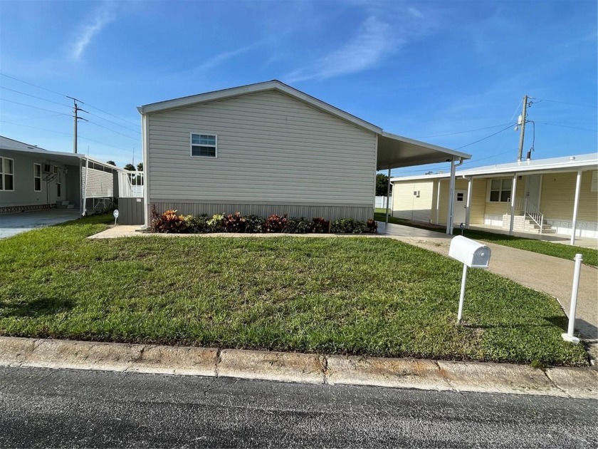 Take a look at this 2016   3 Bedroom, 2 Bath Mobile Home in - Beach Home for sale in Palmetto, Florida on Beachhouse.com