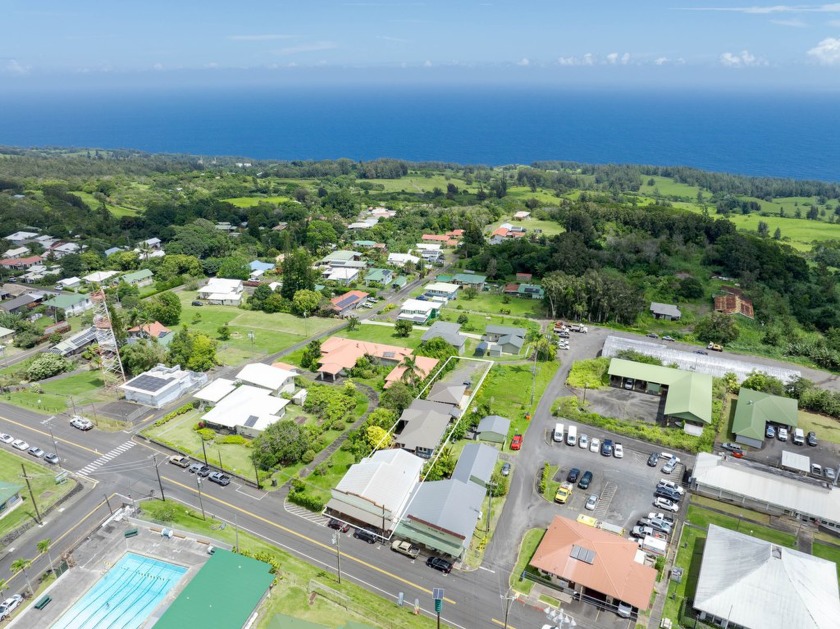 Welcome to a unique gem in the heart of Honoka'a, a charming - Beach Home for sale in Honokaa, Hawaii on Beachhouse.com