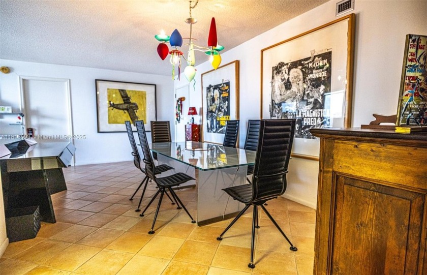 Stunning unit with tranquil canal views at 2841 N Ocean Blvd - Beach Condo for sale in Fort Lauderdale, Florida on Beachhouse.com