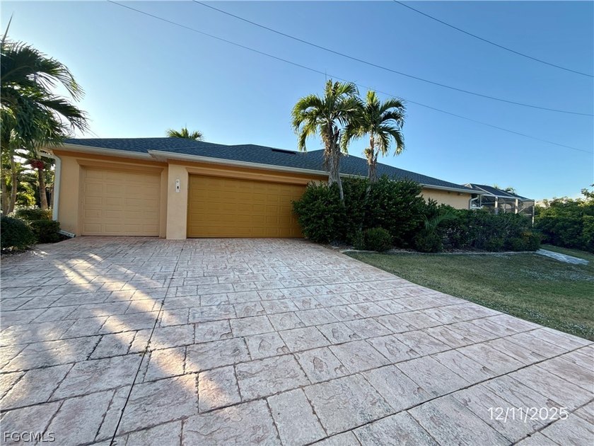 PRICE REDUCTION! This 3-bedroom + Den, 2-bathroom POOL home is - Beach Home for sale in Cape Coral, Florida on Beachhouse.com