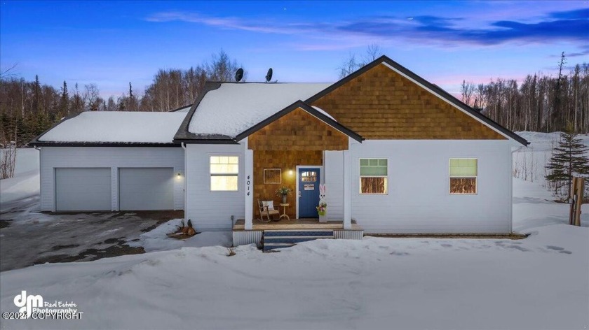 This home & Hangar are a pilots dream. The home features a open - Beach Home for sale in Wasilla, Alaska on Beachhouse.com